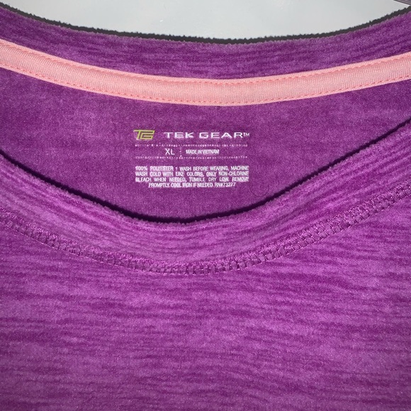 Tek Gear Pullover Sweater (XL) - Picture 2 of 2